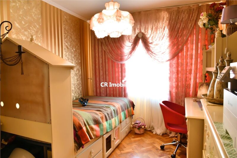 Mosilor, apartament 4 camere, vedere pe spate